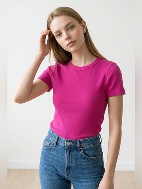 Banana Republic Women’s Short Sleeve Ribbed Tee